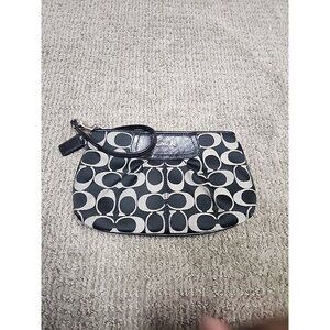 Coach Wristlet Black Women's Size Medium.